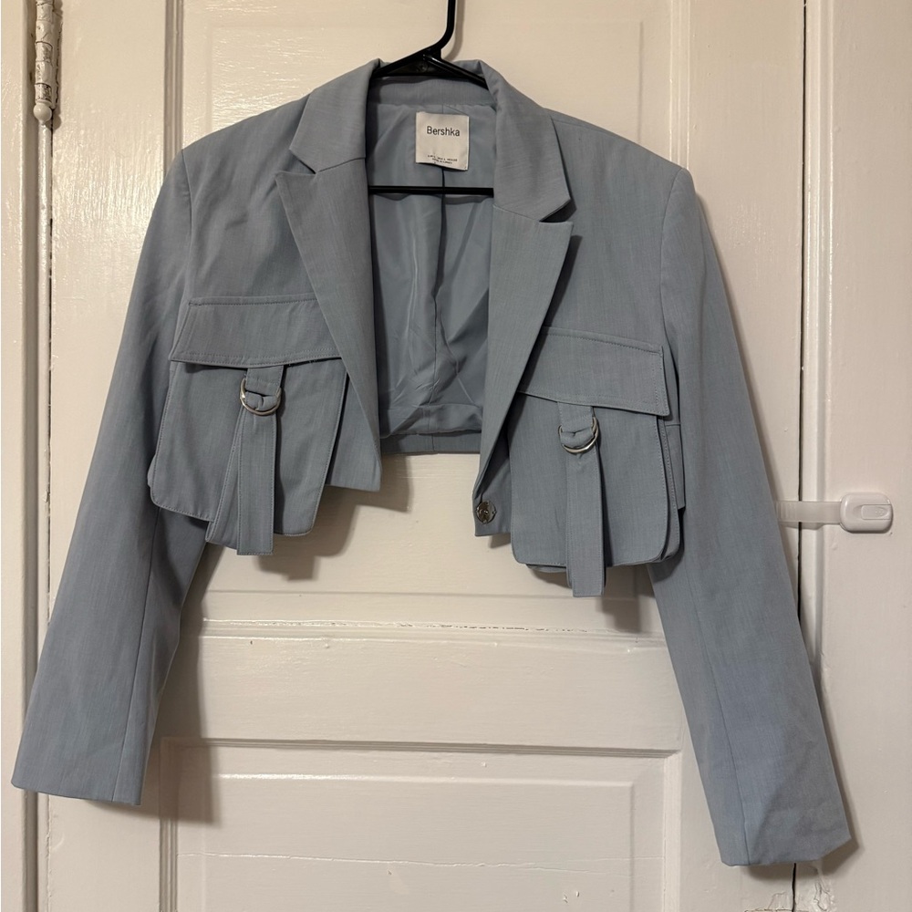 Bershka Women's Light Gray Cropped Blazer